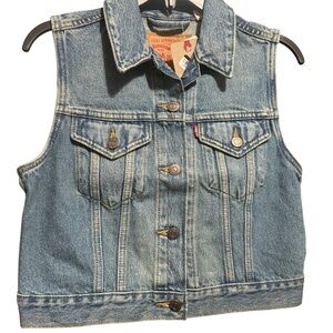NWT ✨ Ladies Levi's Classic Blue Denim Vest